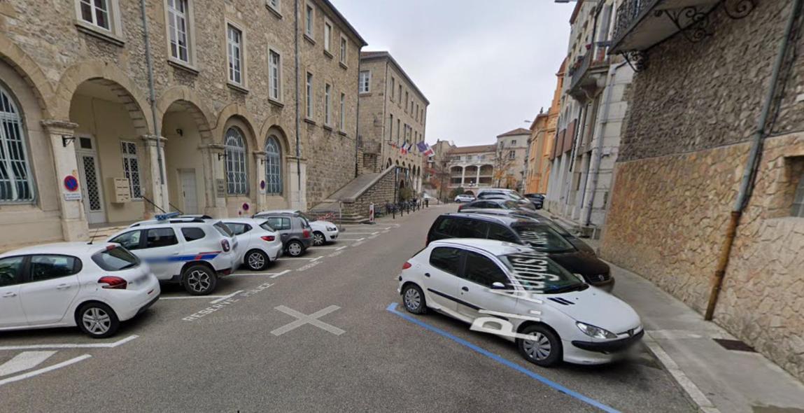 La Maison Du Chateau Au Calme Et Centrale 罗纳河畔的图尔农 外观 照片
