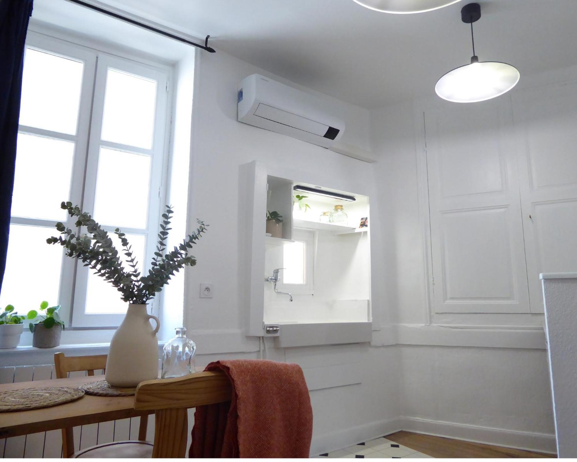 La Maison Du Chateau Au Calme Et Centrale 罗纳河畔的图尔农 外观 照片